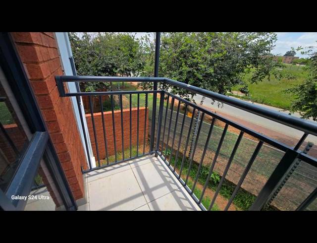 2 BEDROOM TOWNHOUSE FOR SALE IN PARKDENE